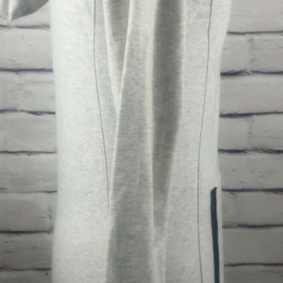 Athleta Sentry Hoodie - Picture 2 of 4